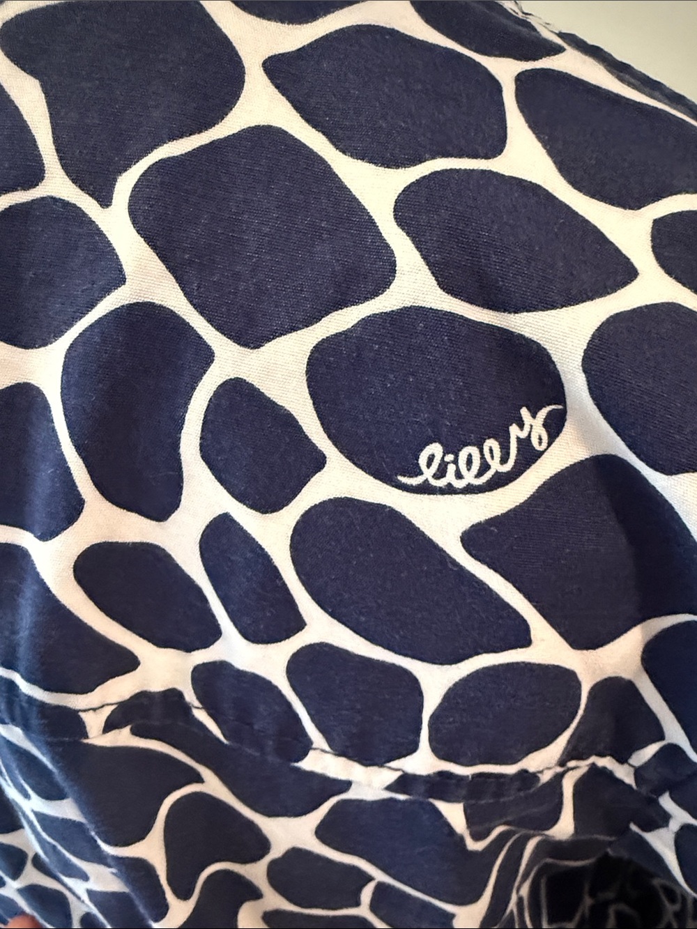 Lilly Pulitzer Navy and White Giraffe-Print Shirt Dress - Picture 3 of 6